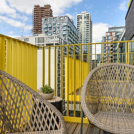Millharbour Residences London Bagian luar foto